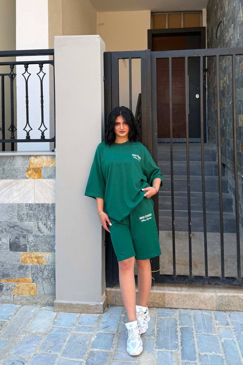 FRONT WRITTINGS T-SHIRT + SHORT SWEATPANTS WOMAN SET DARK GREEN/JEE - 1