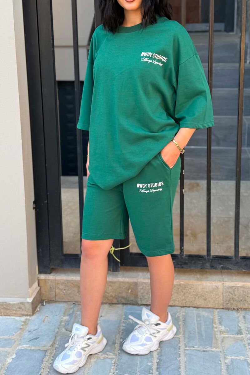 FRONT WRITTINGS T-SHIRT + SHORT SWEATPANTS WOMAN SET DARK GREEN/JEE - 2
