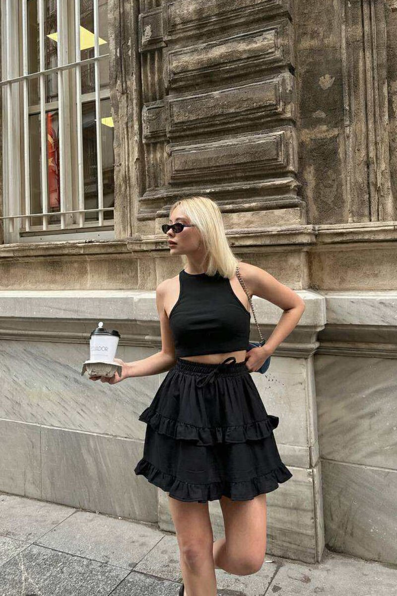 FUND NJË NGJYRËSH ME BEL ELASTIK PËR FEMRA NË NGJYRËN E ZEZË - 1