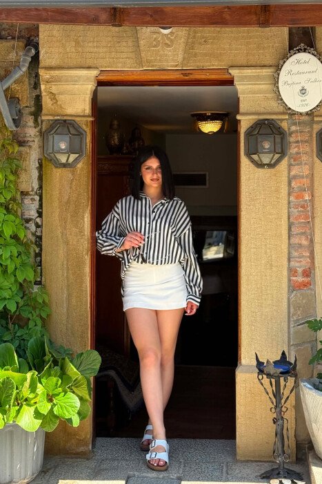 FUND PANTALLONE I THJESHTE PER FEMRA NE NGJYRE TE BARDHE - KLAUDIO FASHION