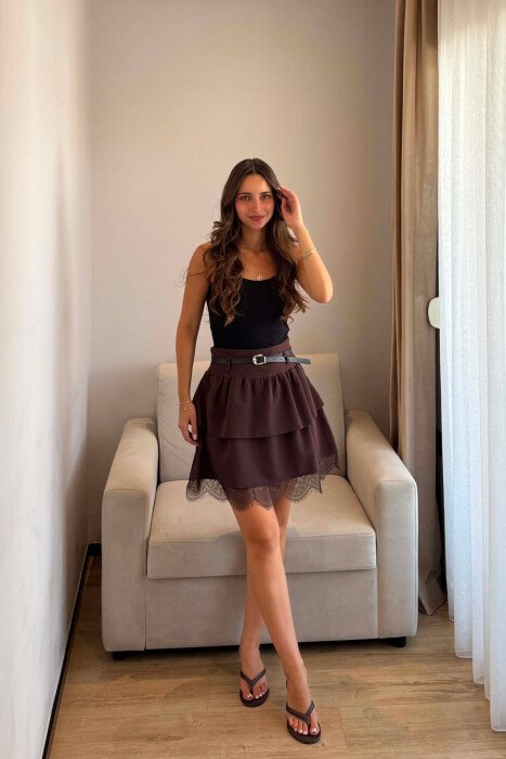 FUNDPANTALLONA NJE NGJYRESHE TE THJESHTA PER FEMRA NE NGJYRE KAFE 