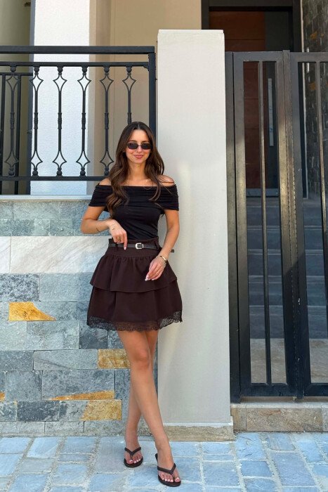 FUNDPANTALLONA NJE NGJYRESHE TE THJESHTA PER FEMRA NE NGJYRE KAFE TE ERRET 