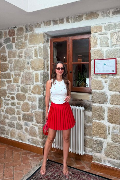 FUNDPANTALLONE NJE NGJYRESHE TENIS PER FEMRA NE NGJYRE TE KUQE - 3