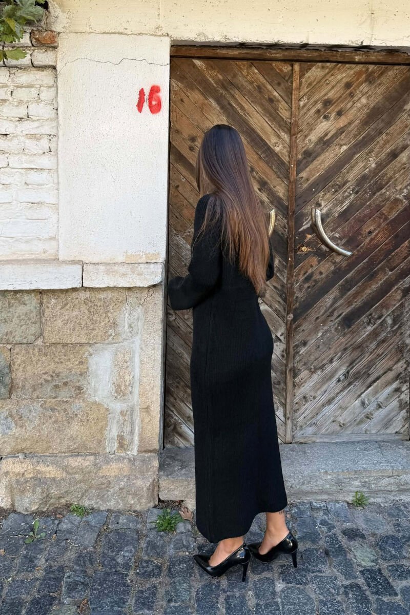FUSTAN I GJATE NJE NGJYRESH PER FEMRA NE NGJYRE TE ZEZE - 4