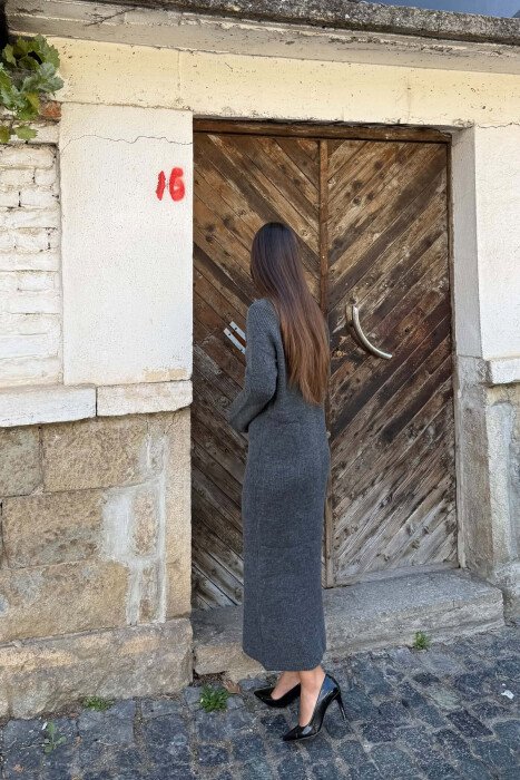 FUSTAN I GJATE NJE NGJYRESH PER FEMRA NE NGJYRE GRI TE ERRET - 5