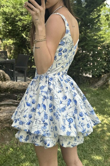 FUSTAN I SHKURTËR ME PRINT LULESH PËR FEMRA NË NGJYRËN E BARDHË+BLU - 5