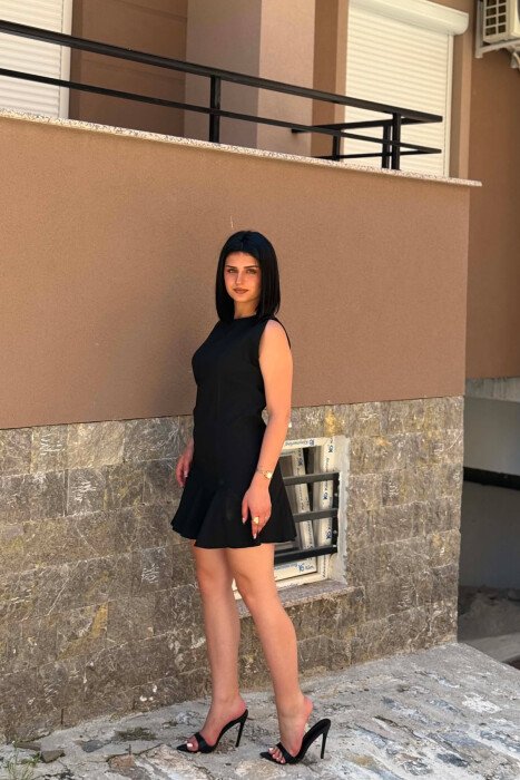 FUSTAN I SHKURTER PER FEMRA NE NGJYRE TE ZEZE - 3