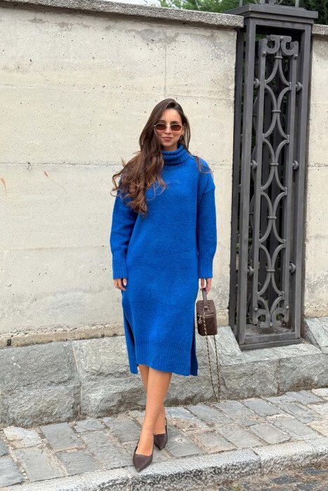 FUSTAN I THURUR NJE NGJYRESH ME JAKE GOLF PER FEMRA NE NGJYRE BLU - KLAUDIO FASHION