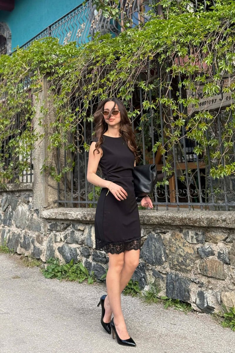 FUSTAN ME DETAJ DANTELLE PER FEMRA NE NGJYRE TE ZEZE - 2