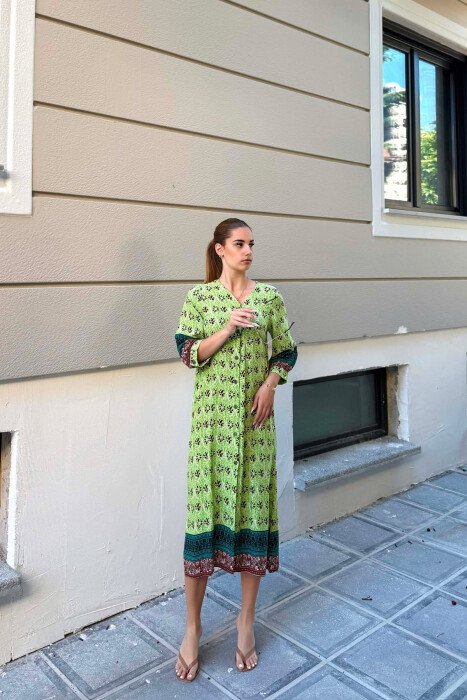 FUSTAN ME DIZAJN ABSTRAKT DHE ME KOPSA PER FEMRA SHUMENGJYRESH - 2
