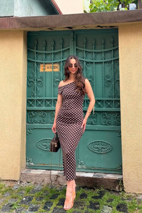 FUSTAN ME DIZAJN POLKA DOTS PER FEMRA NE NGJYRE KAFE - 1
