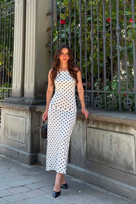 FUSTAN ME DIZAJN POLKA DOTS PER FEMRA NE NGJYRE TE BARDHE ME TE ZEZE - 3