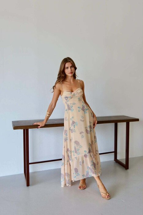 FUSTAN ME LULE PER FEMRA NE NGJYRE BEZHE 