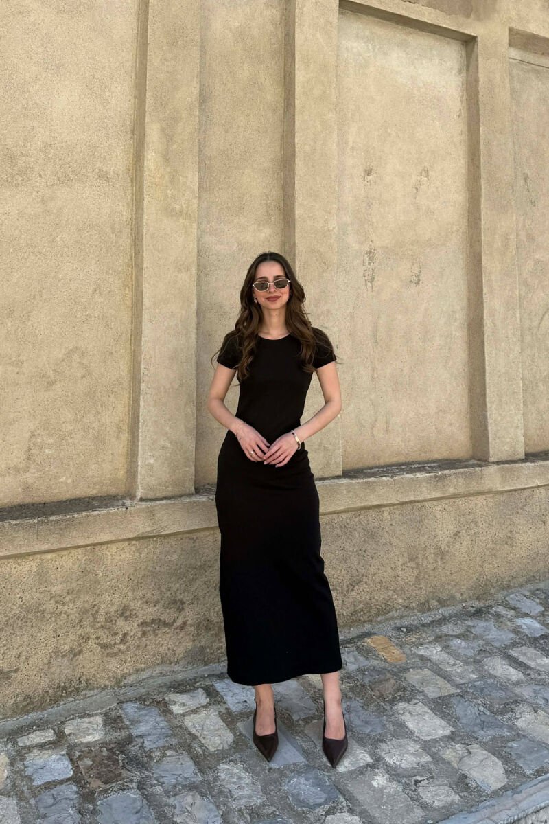 FUSTAN ME MENGE TE SHKURTA PER FEMRA NE NGJYRE TE ZEZE - 1