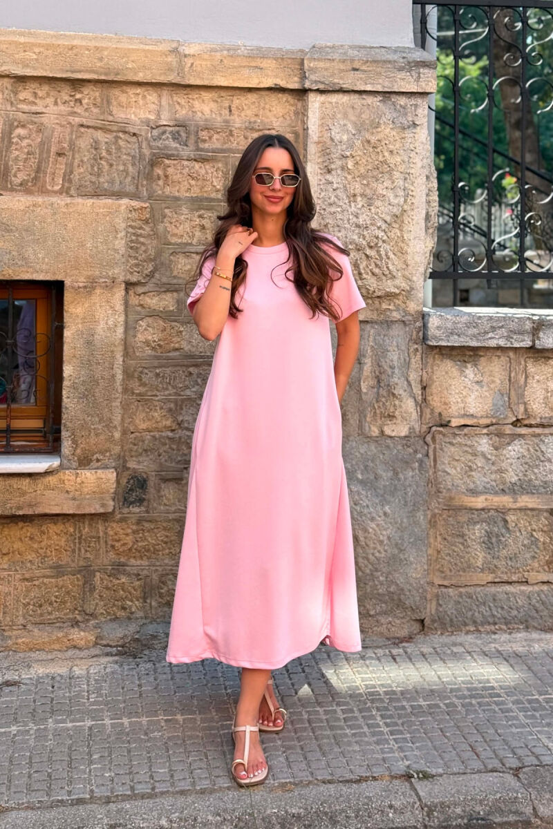 FUSTAN NJE NGJYRESH ME MENGE TE SHKURTRA PER FEMRA NE NGJYRE ROZE TE ZBARDHUR - 2
