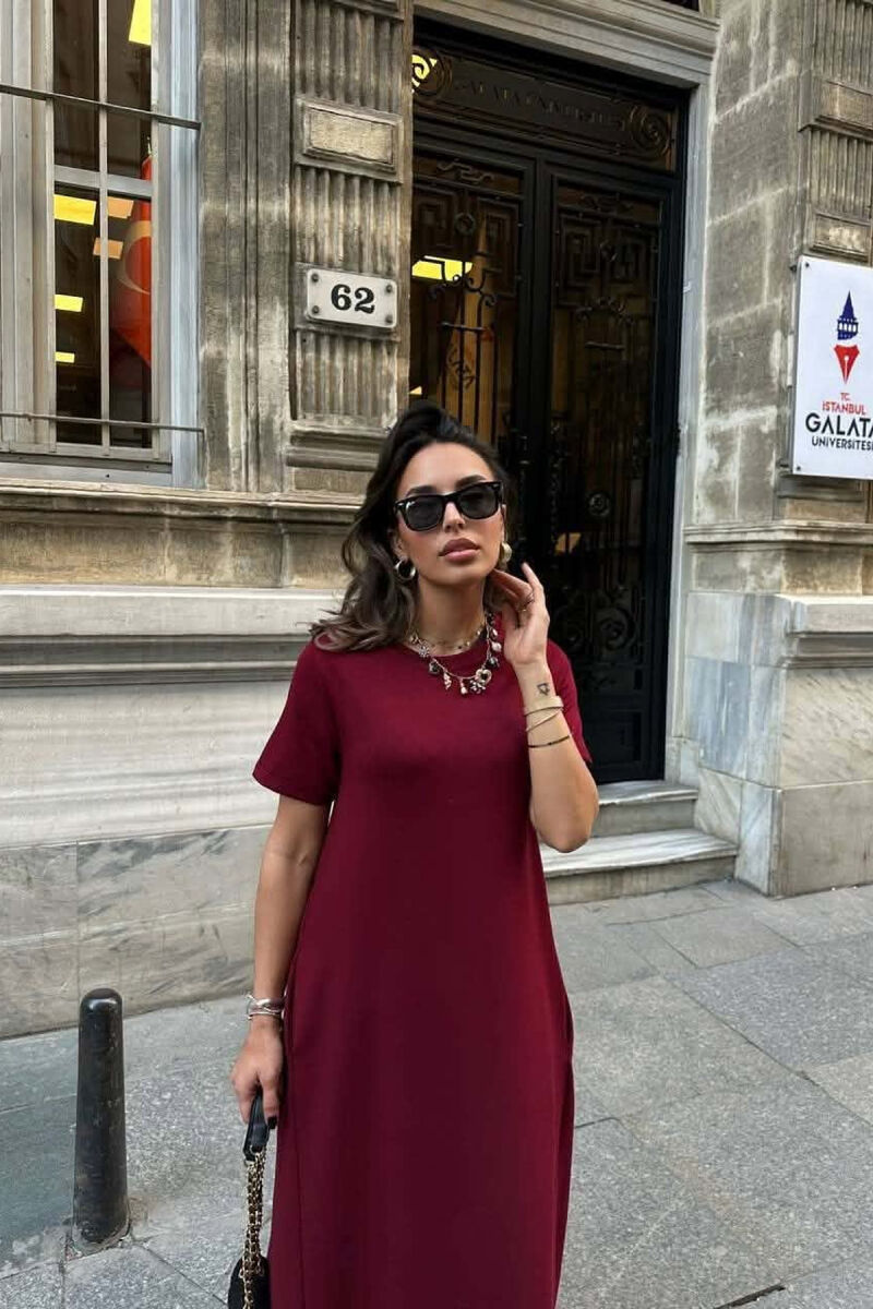FUSTAN NJE NGJYRESH ME MENGE TE SHKURTRA PER FEMRA NE NGJYRE VISHNJE - 4
