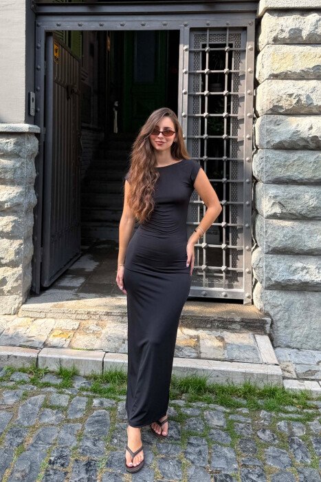 FUSTAN NJE NGJYRESH ME SHPINEN JASHTE PER FEMRA NE NGJYRE TE ZEZE - 6