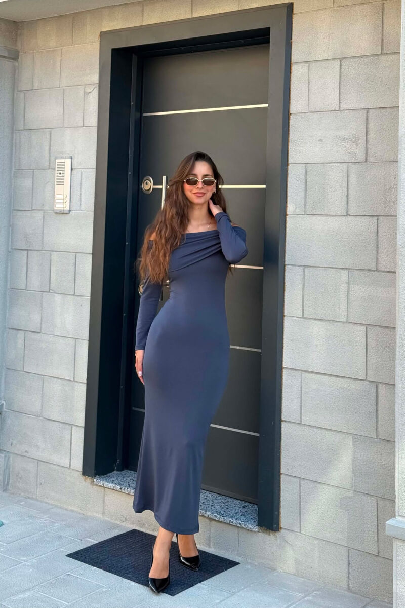FUSTAN PER FEMRA NE NGJYRE JESHILE TE ERRET - 2