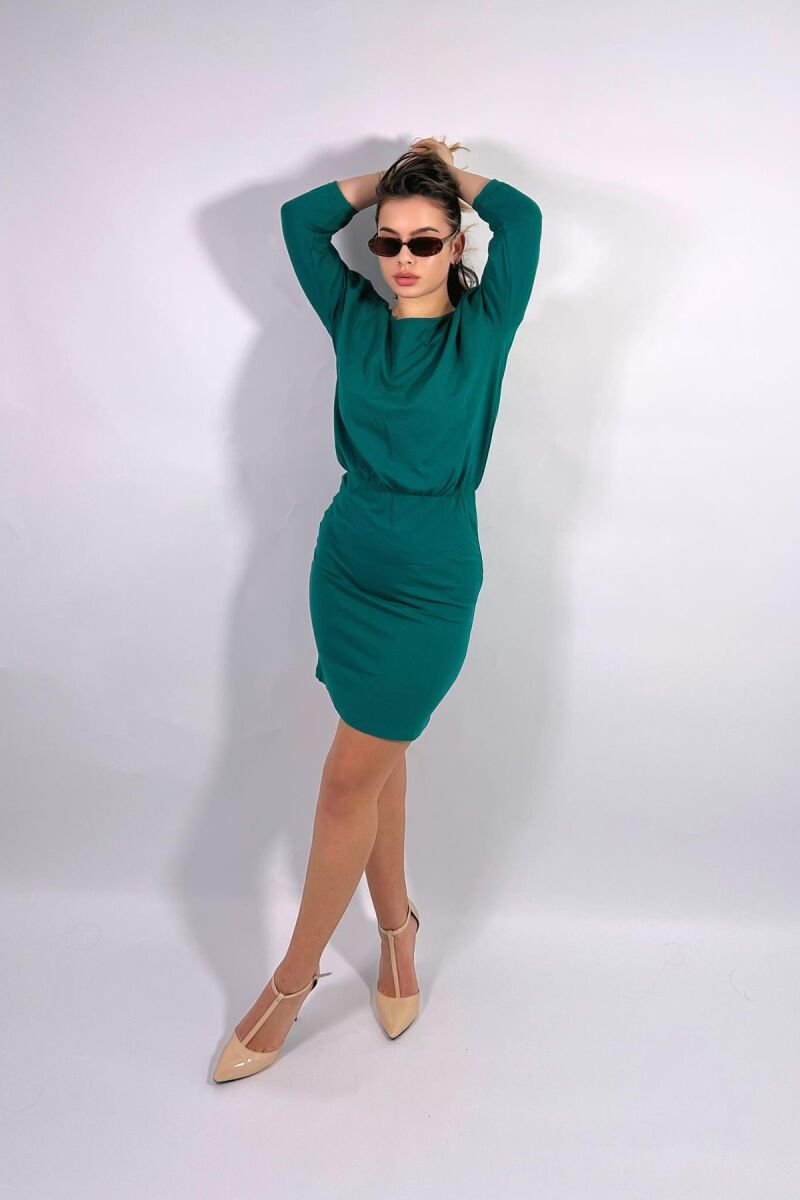 FUSTAN PËR FEMRA NË NGJYRËN JESHILE - 3
