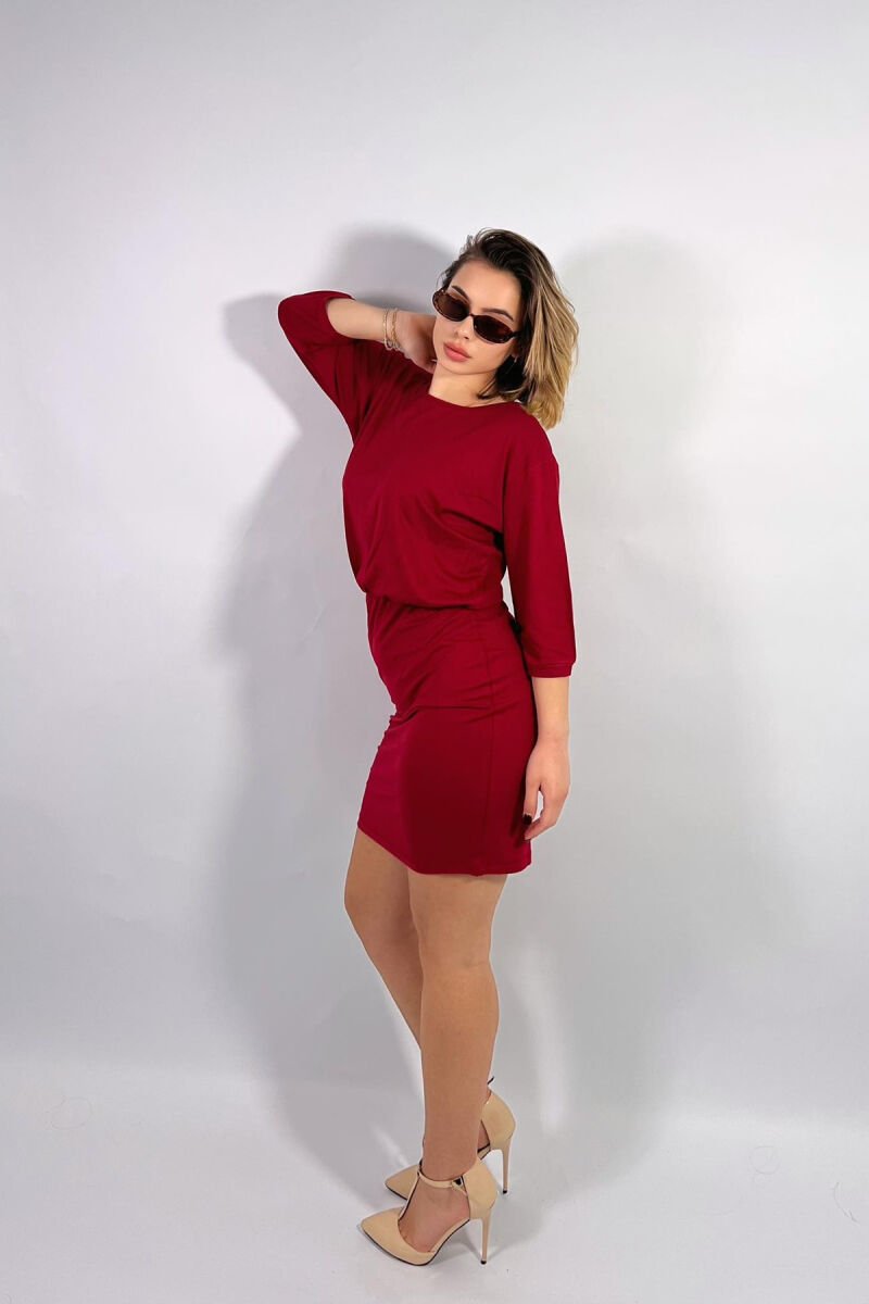 FUSTAN PËR FEMRA NË NGJYRËN VISHNJË - 3