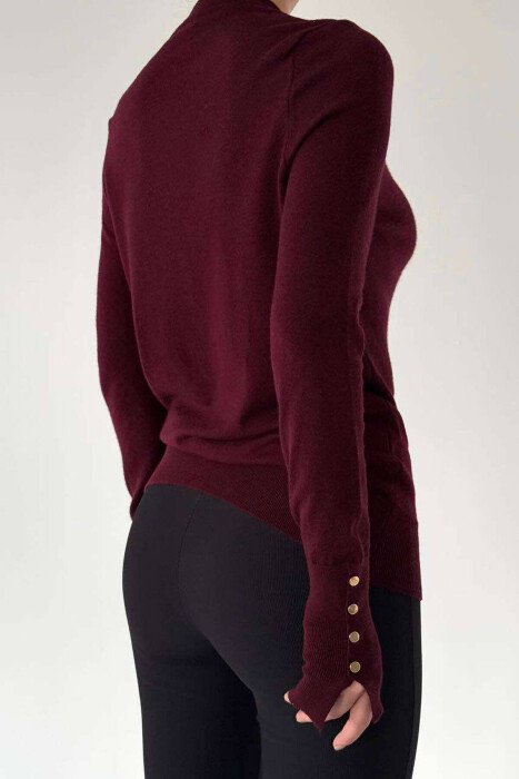 GOLD BUTTONS DETAILS ONE COLOR WOMEN SWEATER BURGUNDY/VISHNJE - 2
