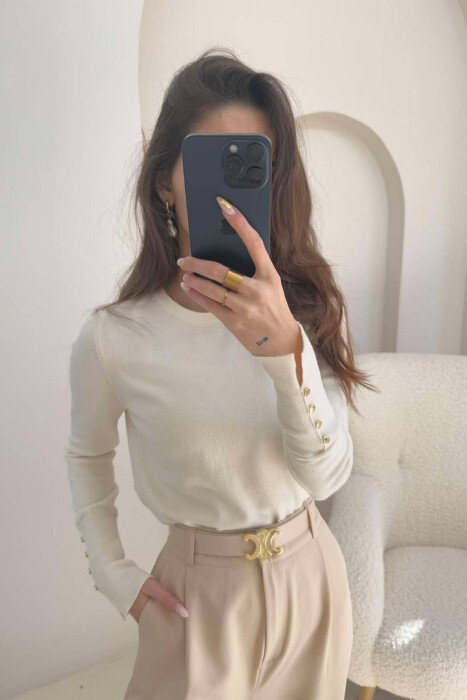 GOLD BUTTONS DETAILS ONE COLOR WOMEN SWEATER CREAM/KREM - 5