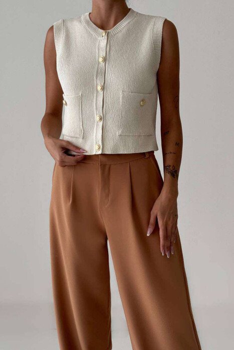 GOLD BUTTONS ONE COLOR WOMAN VEST CREAM/KREM - KLAUDIO FASHION