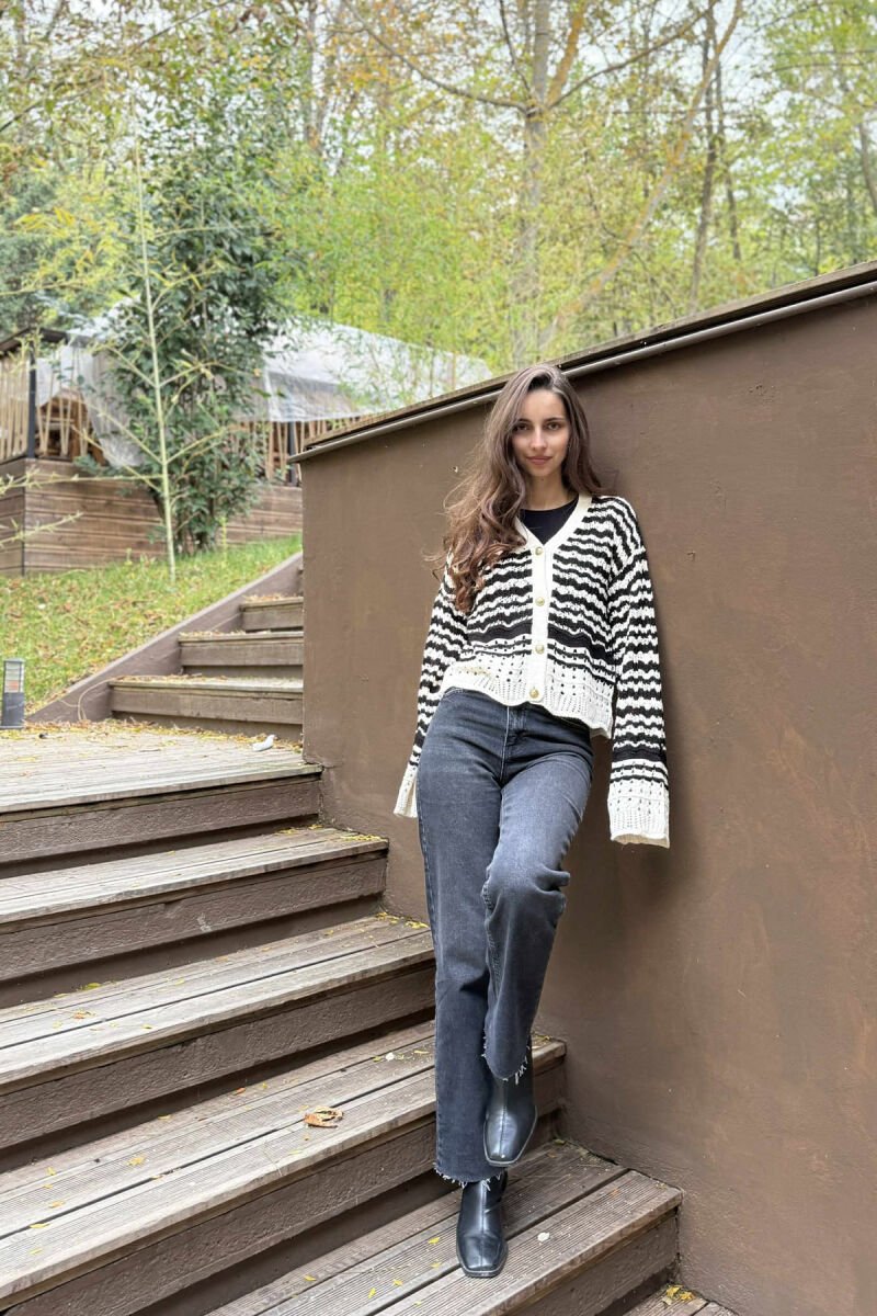 GOLD BUTTONS STRIPES WOMEN CARDIGAN BLACK-CREAM/ZEKR - 1