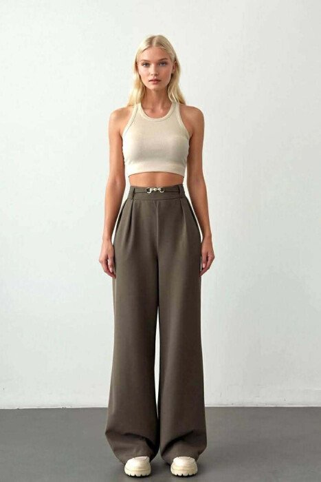 GOLD DETAIL BELT WOMAN TROUSERS LIGHT BROWN/KAZB - KLAUDIO FASHION