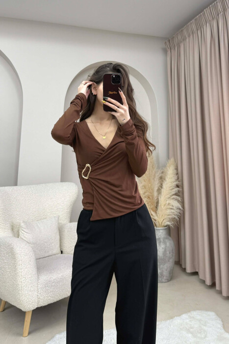 GOLD DETAIL ONE COLOR WOMEN SWEATSHIRT BROWN/KAFE - 3
