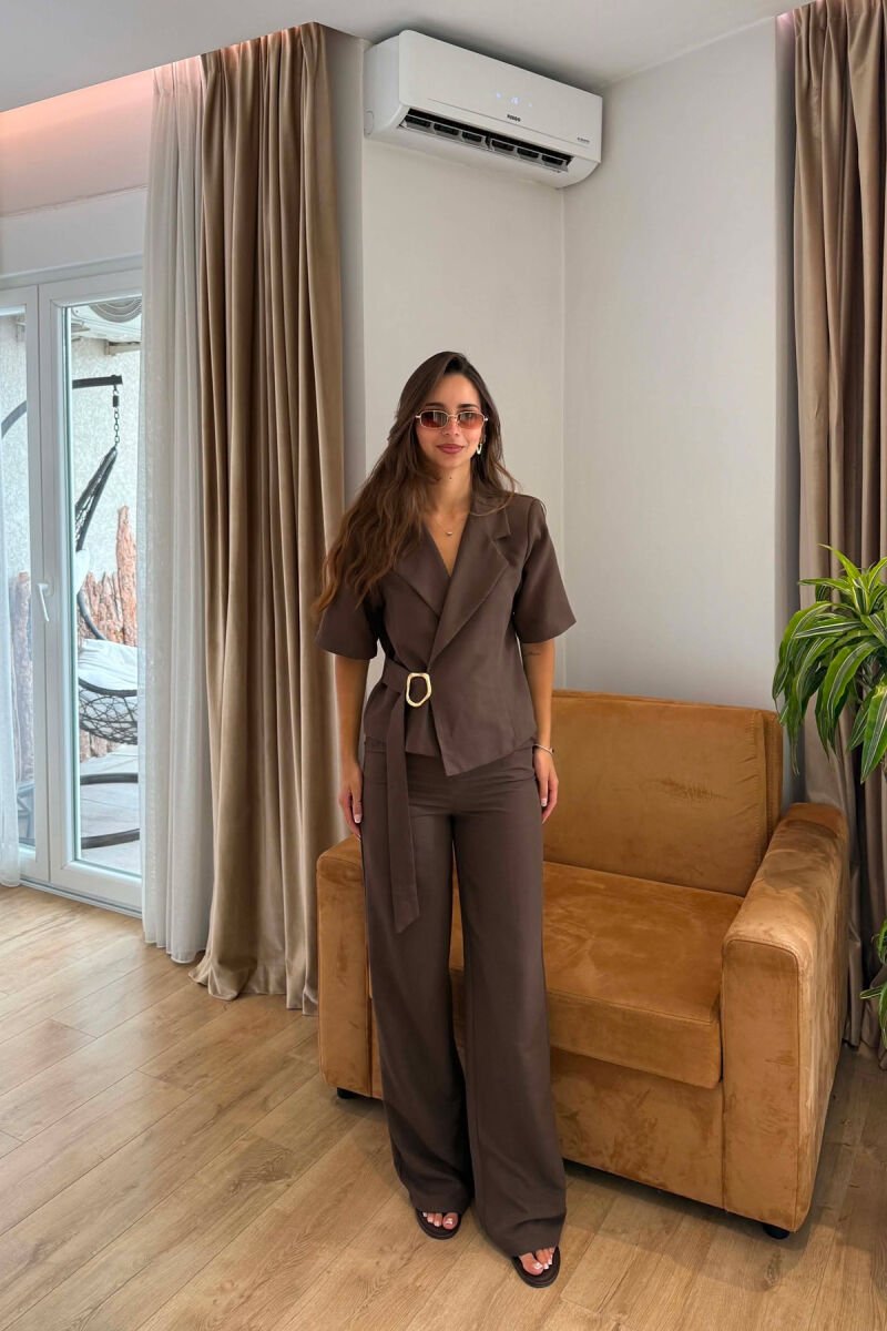 GOLD DETAIL SHORT SLEEVE JACKET + TROUSERS WOMAN SET BROWN/KAFE - 1