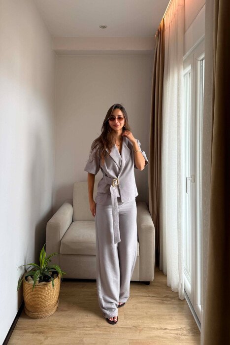GOLD DETAIL SHORT SLEEVE JACKET + TROUSERS WOMAN SET GREY/GRI - KLAUDIO FASHION