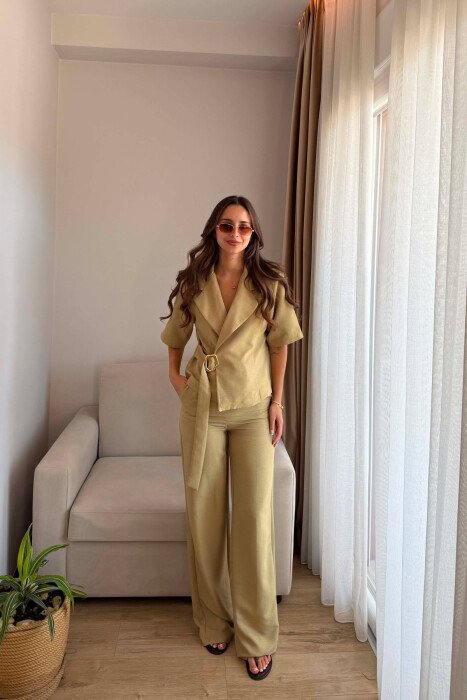 GOLD DETAIL SHORT SLEEVE JACKET + TROUSERS WOMAN SET OLIVE/ULLI 