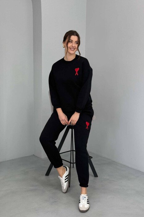 SET ME DETAJIN E ZEMRËS PËR FEMRA NË NGJYRËN E ZEZË - KLAUDIO FASHION