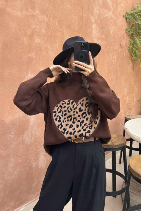 HEART DETAIL TURTLE NECK WOMEN SWEATER BROWN/KAFE - 2