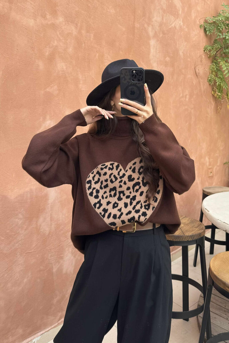 HEART DETAIL TURTLE NECK WOMEN SWEATER BROWN/KAFE - 2