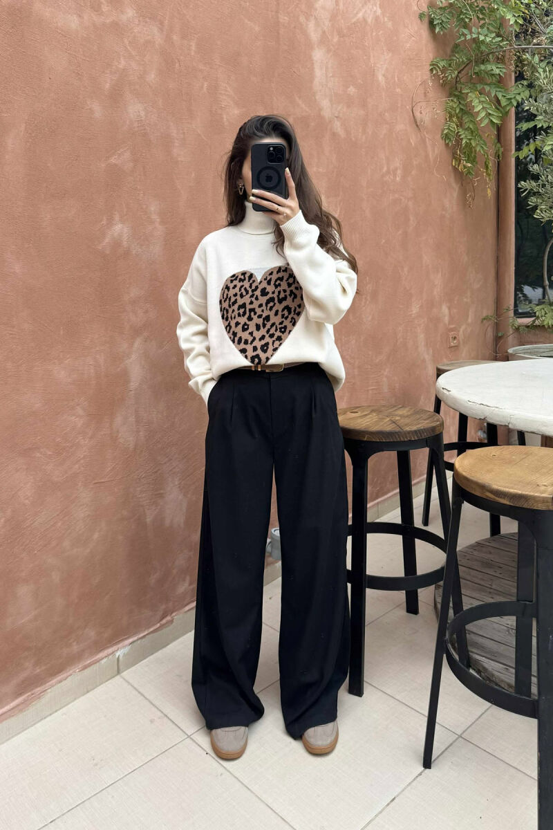 HEART DETAIL TURTLE NECK WOMEN SWEATER CREAM/KREM - 1