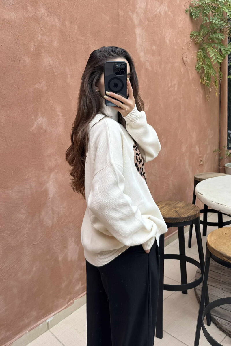 HEART DETAIL TURTLE NECK WOMEN SWEATER CREAM/KREM - 4