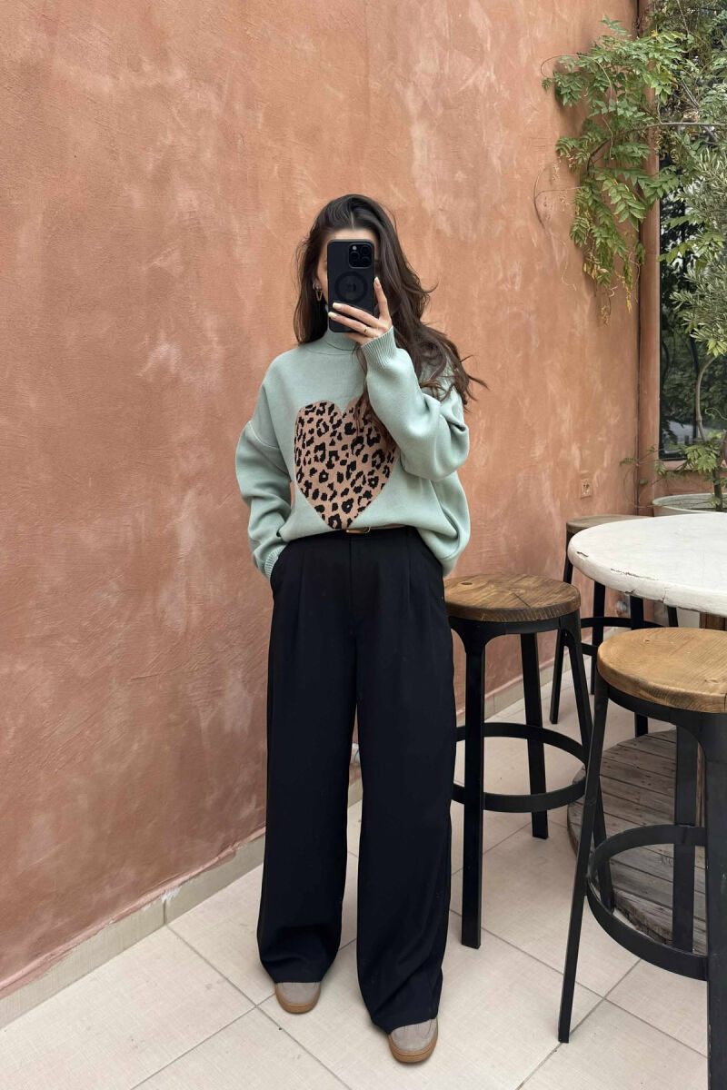 HEART DETAIL TURTLE NECK WOMEN SWEATER MINT/MENTE - 1