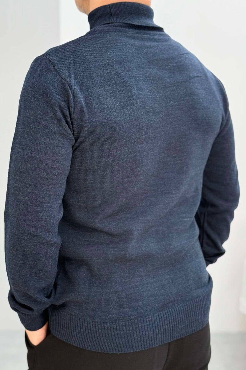 ONE COLOR HIGH NECK MEN SWEATER LIGHTBLUE/BZ - 2