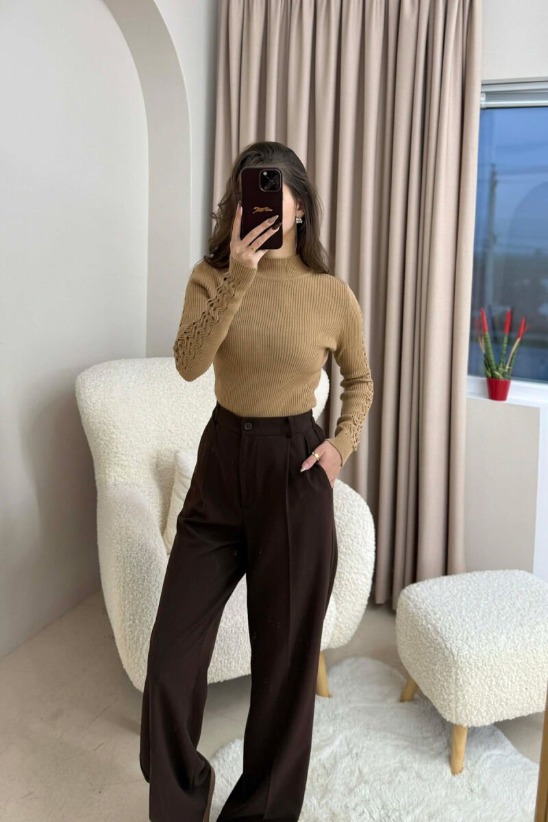 HIGH NECK SLEEVE DETAILS ONE COLOR WOMEN SWEATER LIGHT BROWN/KAZB - 2
