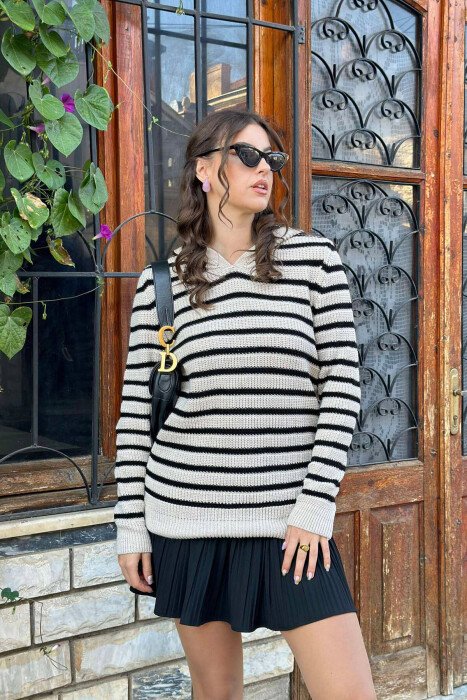 HOOD LINES ONE COLOR WOMAN SWEATER BEIGE/BEZHE - KLAUDIO FASHION