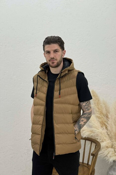 HOOD ZIPPER POCKET MEN VEST LIGHT BROWN/KAZB 
