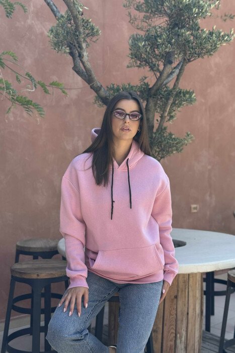 HOODIE E THJESHTË NJË NGJYRËSHE ME PUSH PËR FEMRA NË NGJYRËN ROZË - 1