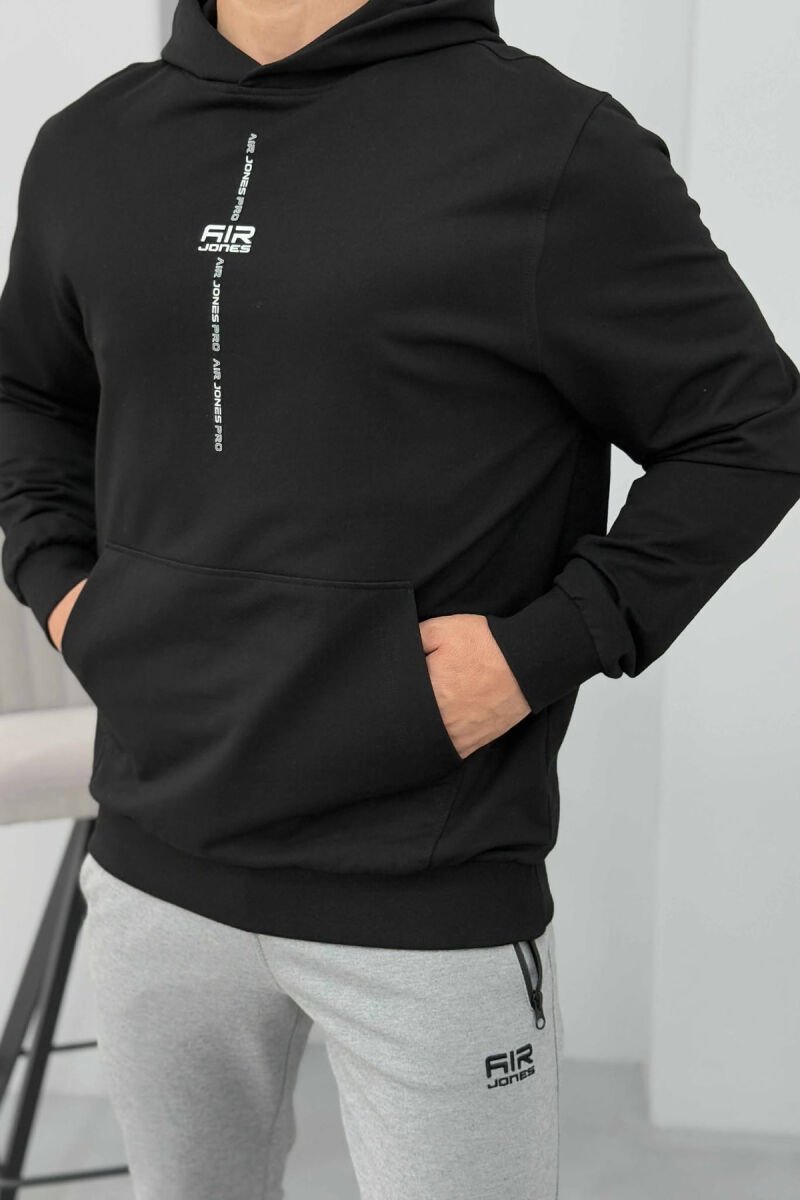 HOODIE E THJESHTË NJË NGJYRËSHE PËR MESHKUJ NË NGJYRËN E ZEZË - 4