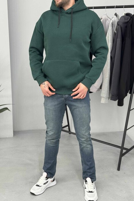 HOODIE E THJESHTË NJËNGJYRËSHE ME PUSH PËR MESHKUJ NË NGJYRËN JESHILE - 1