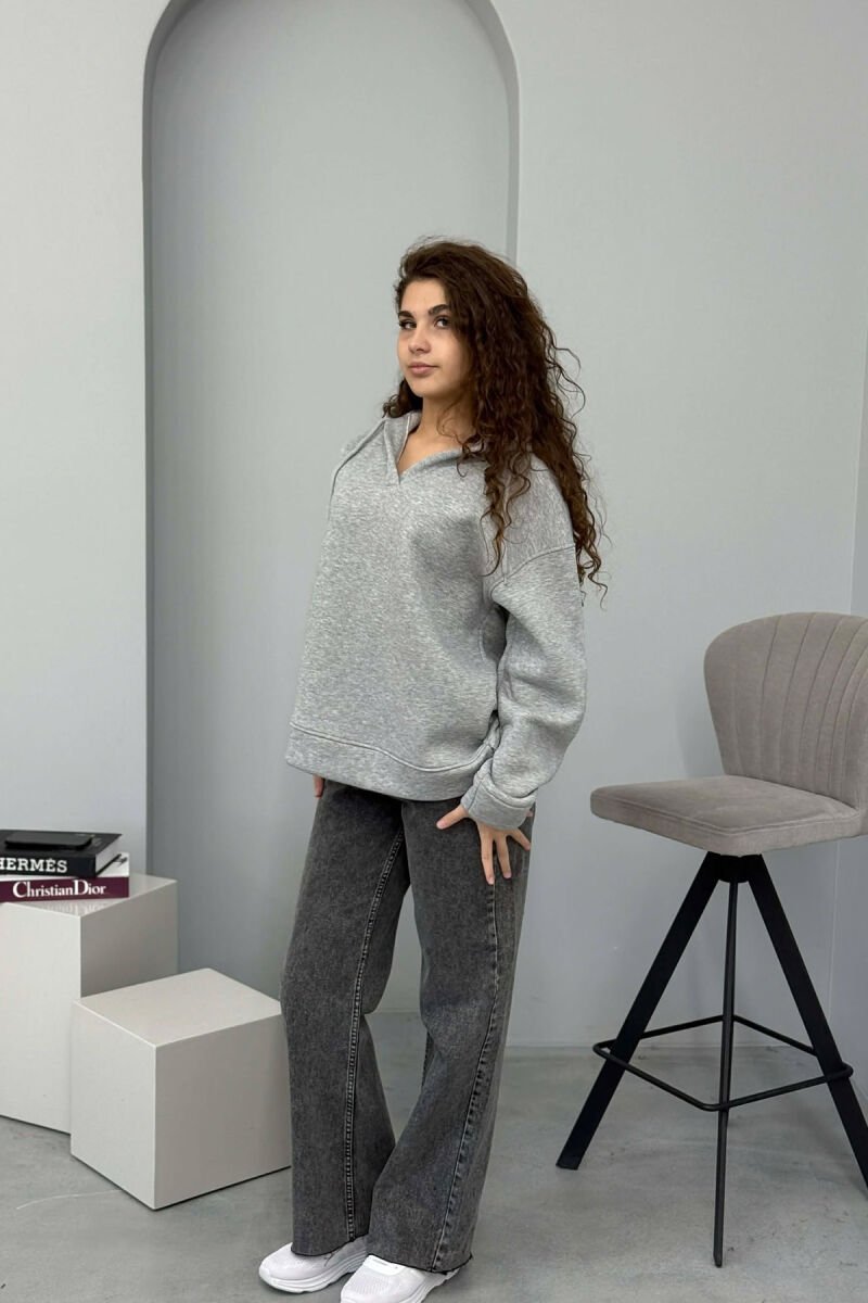 HOODIE E THJESHTË PËR FEMRA NË NGJYRËN GRI - 4