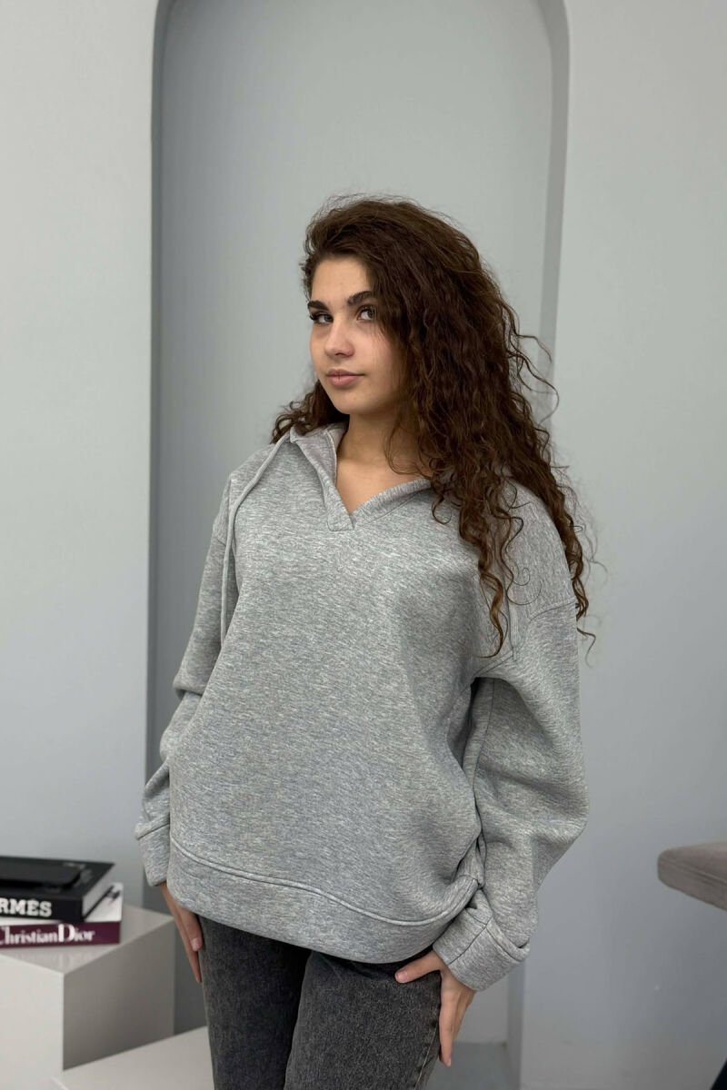 HOODIE E THJESHTË PËR FEMRA NË NGJYRËN GRI - 5
