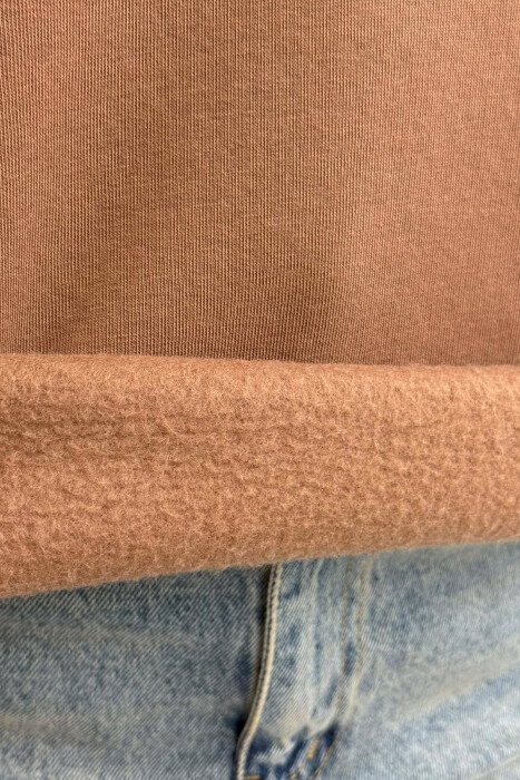 HOODIE E THJESHTË PËR FEMRA NË NGJYRËN KAFE - 4