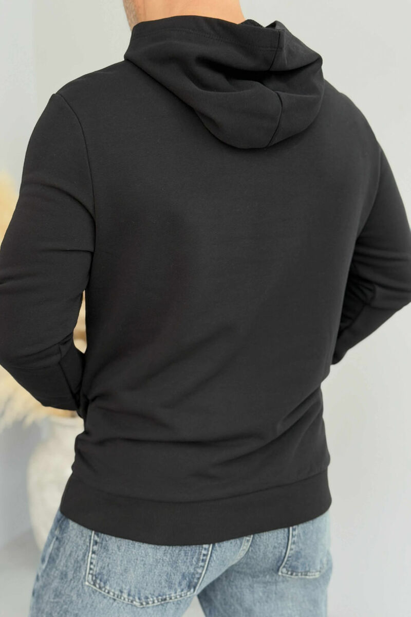 HOODIE ME PUSH DHE ME LOGO PARA PËR MESHKUJ NË NGJYRËN E ZEZË - 3